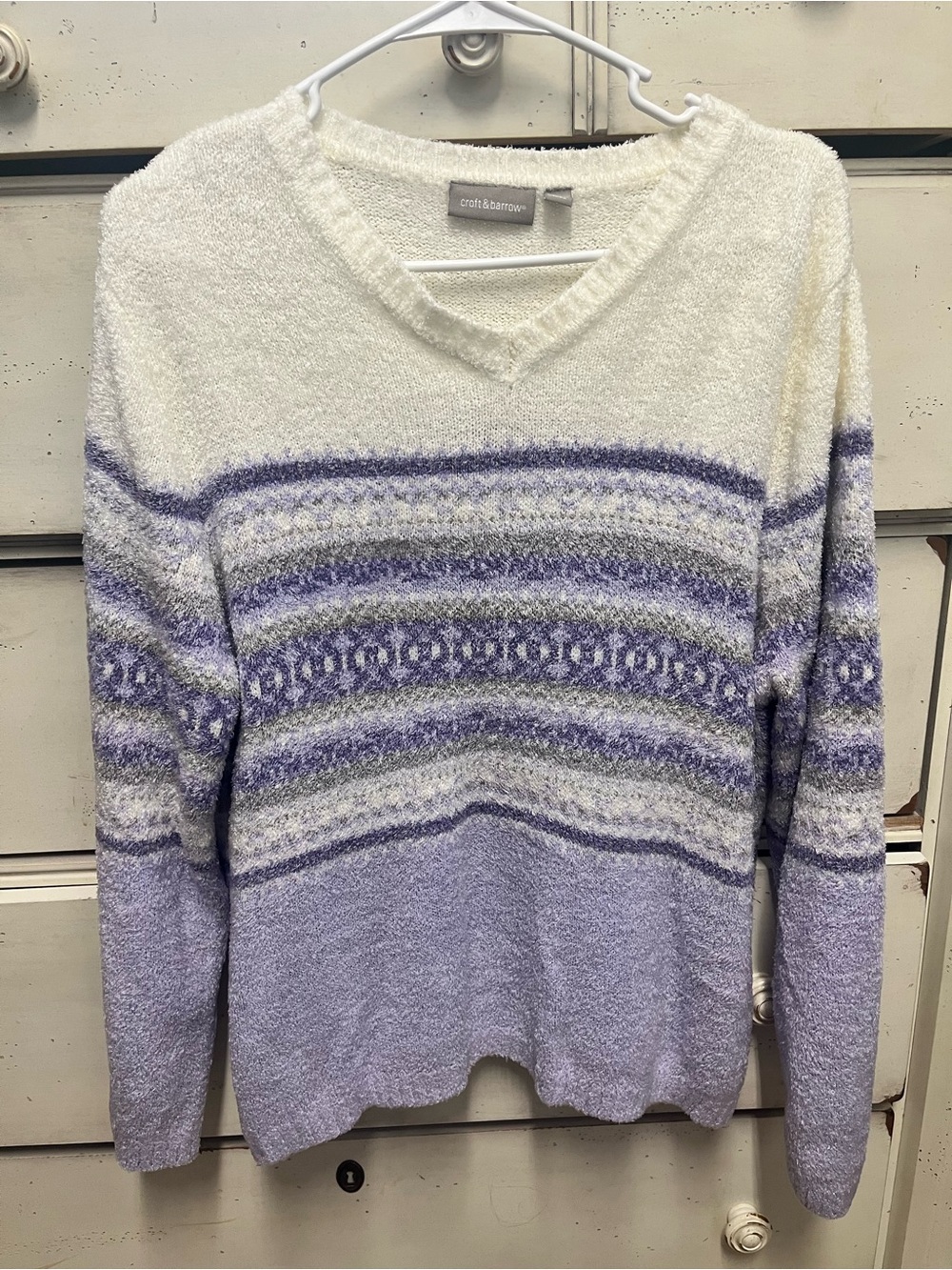 croft & barrow Cream and Lavender V‑Neck Patterned Sweater